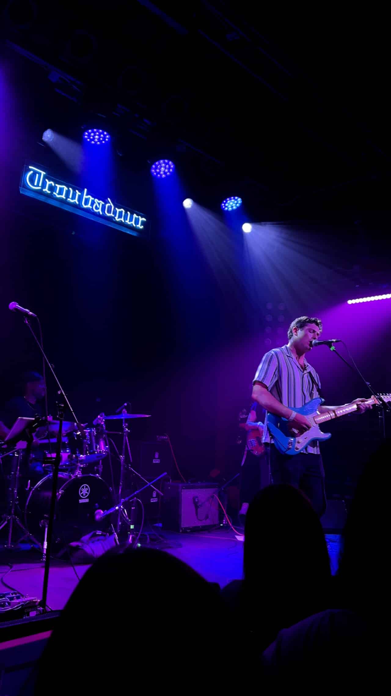 Bryan | Vocalist & Guitarist with Live Looping